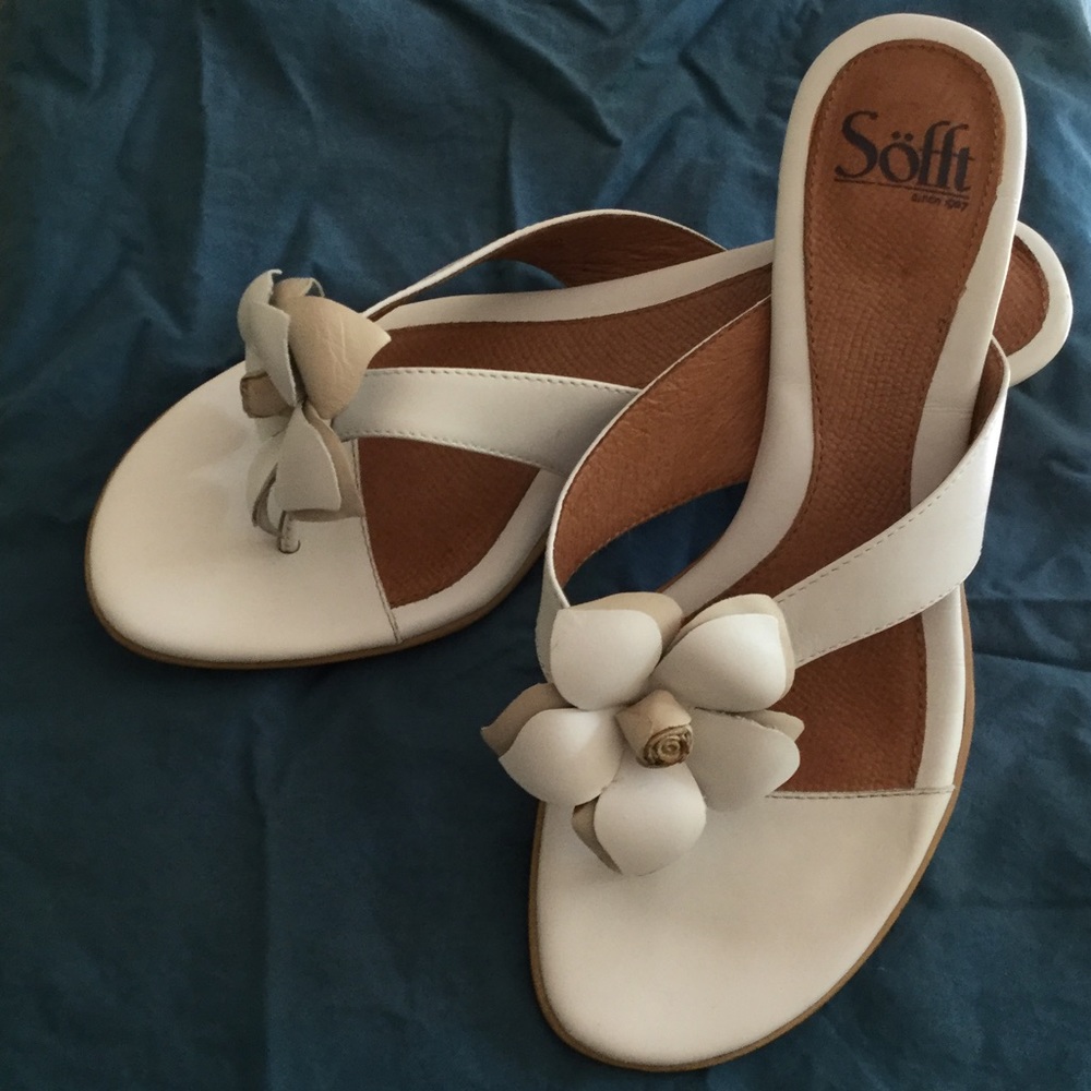 Sofft Flower Wedge Sandals